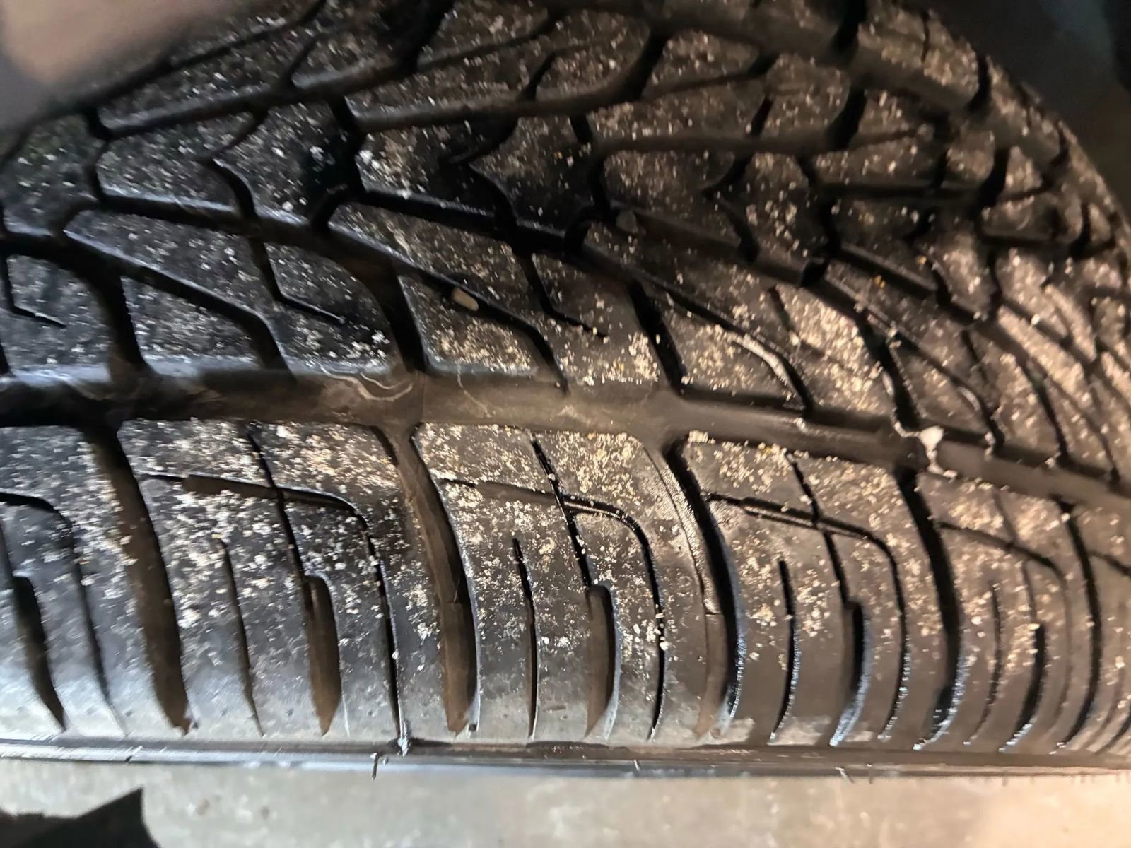 Used 2015 Cadillac Escalade ESV Luxury AWD/4WD image 4