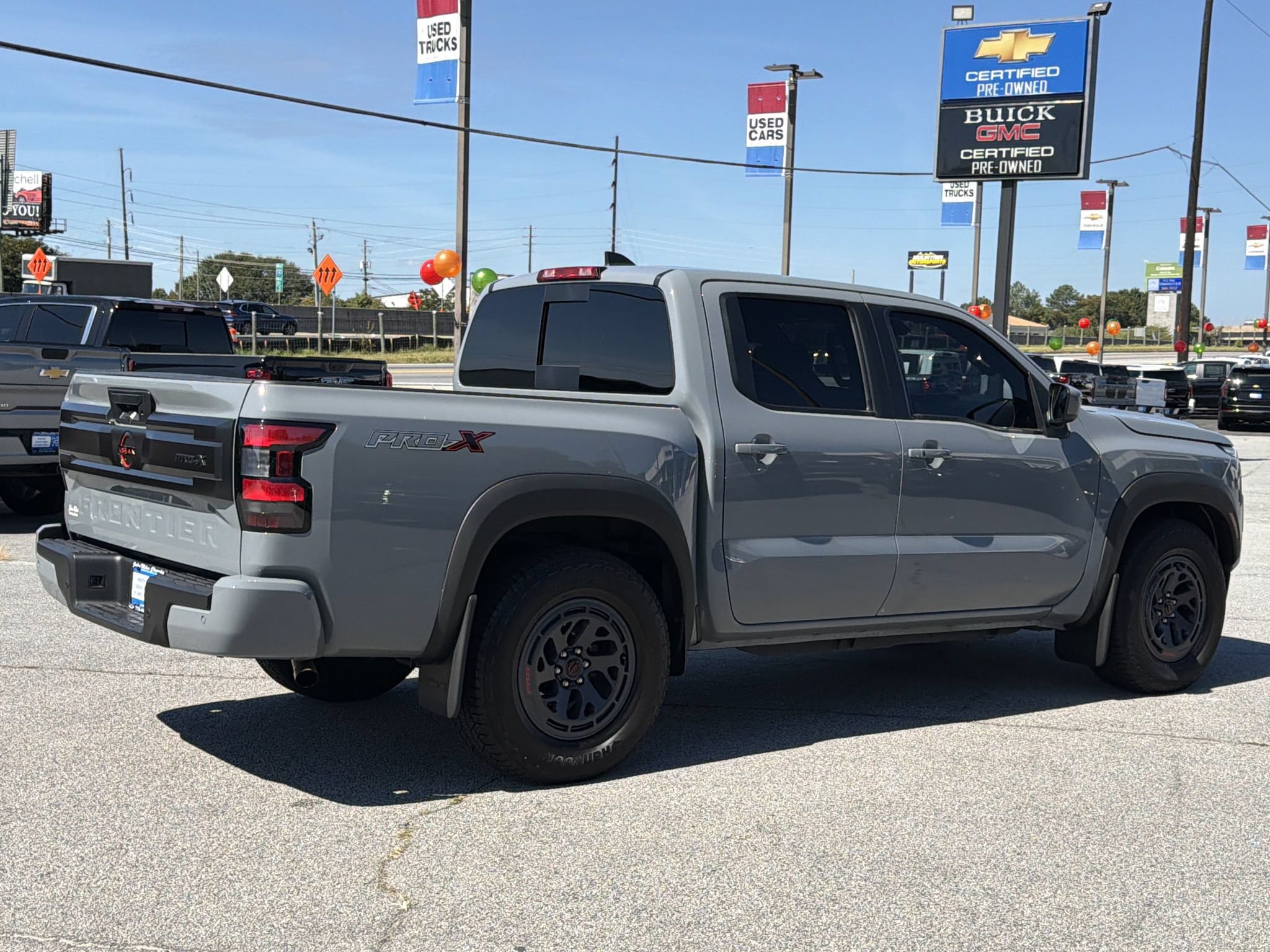 Used 2025 Nissan Frontier Pro-X RWD image 23