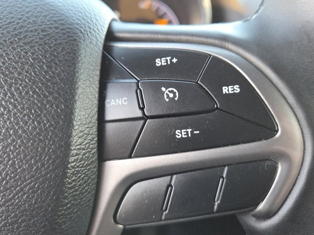 Used 2019 Jeep Grand Cherokee Limited image 7