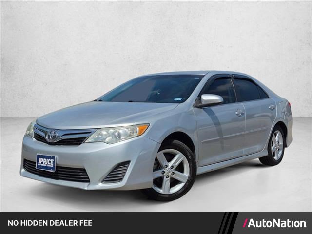 Used 2014 Toyota Camry SE