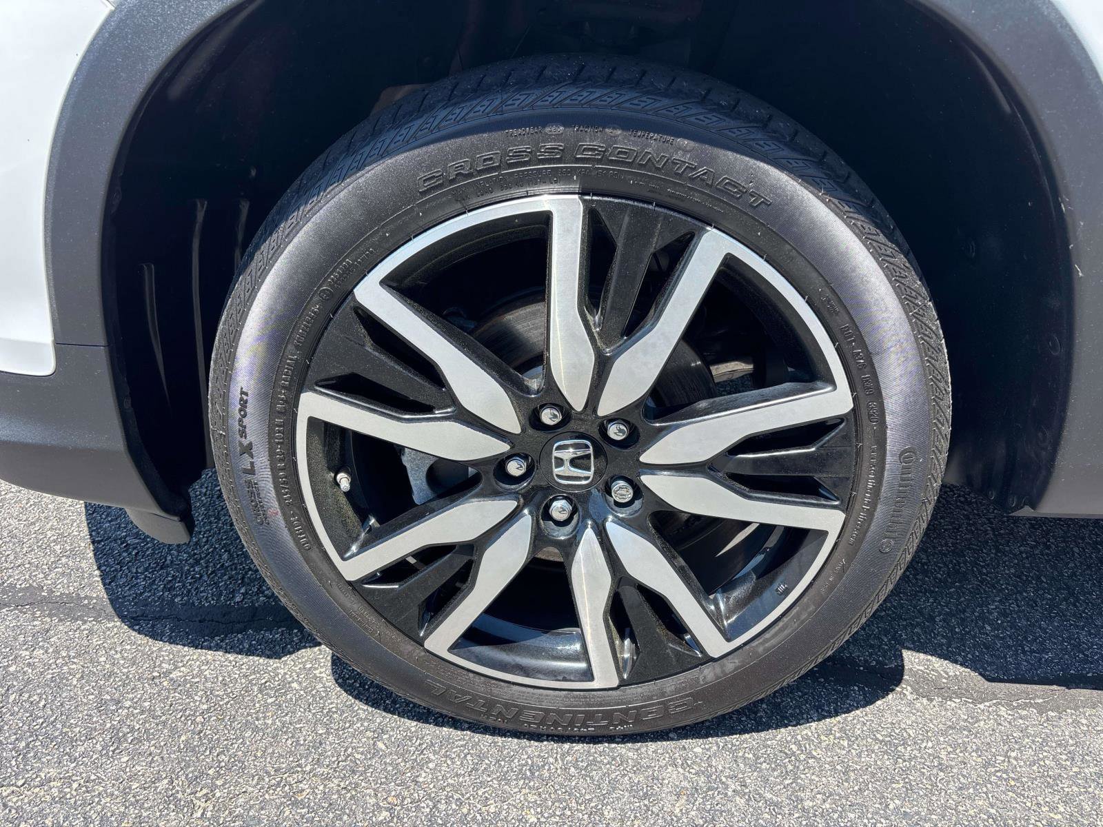 Used 2021 Honda Pilot Touring image 7