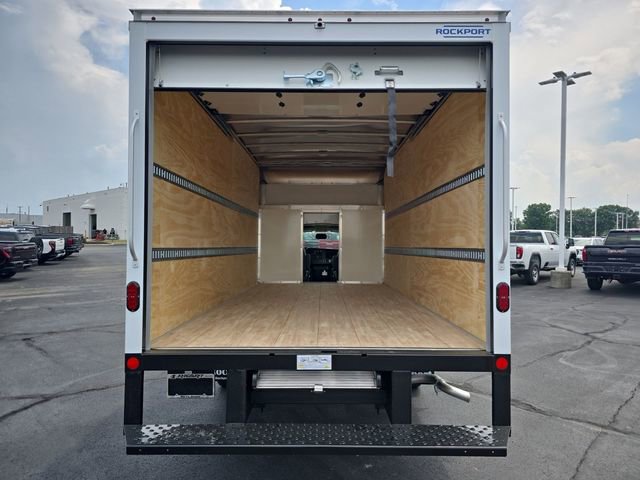 New 2025 GMC Savana 4500 w/ Power Convenience Package image 21