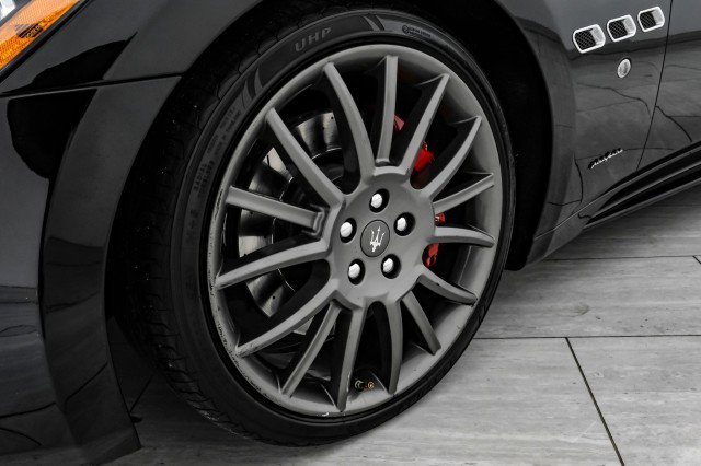 Used 2013 Maserati GranTurismo Sport image 53