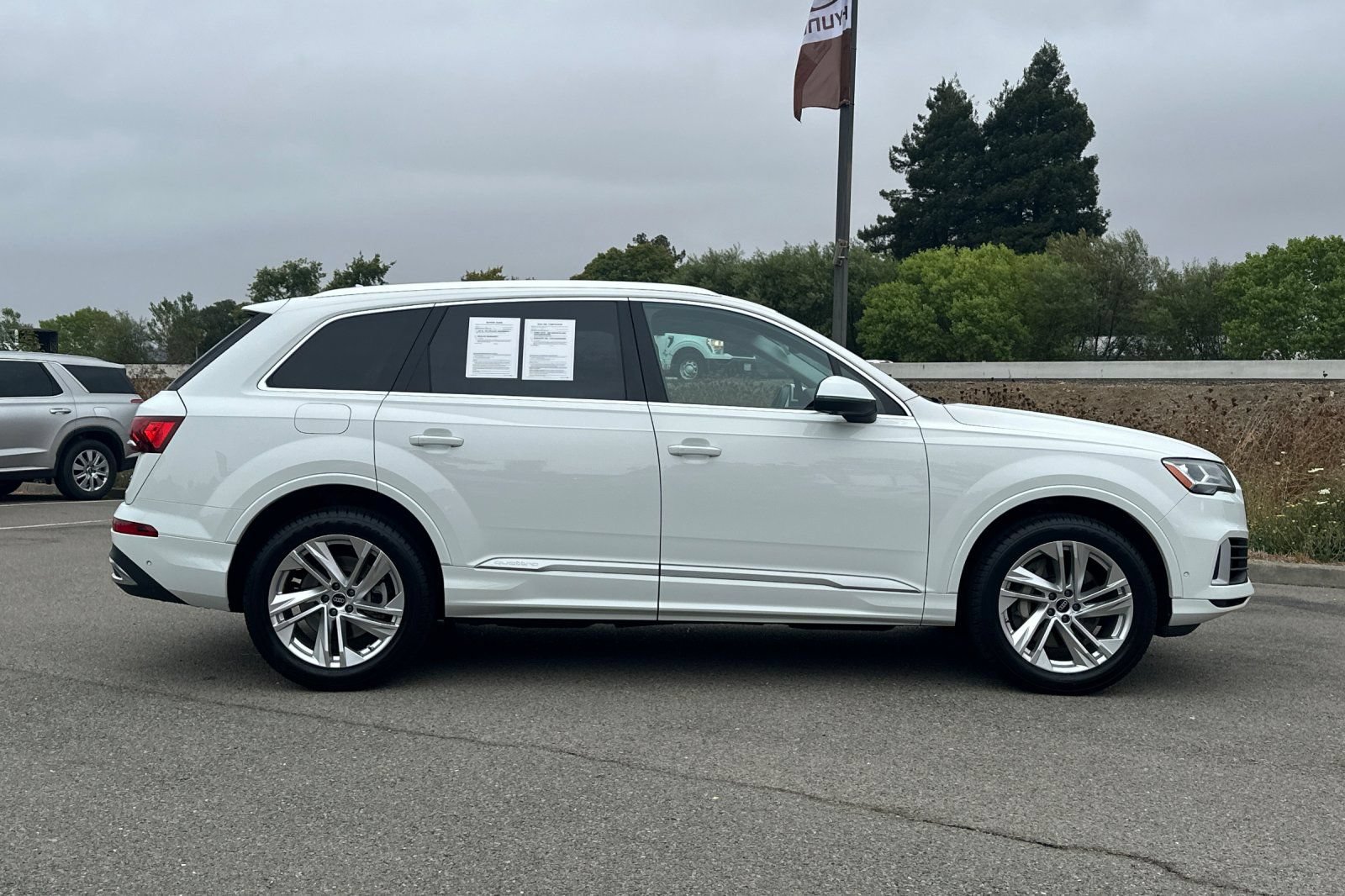 Used 2022 Audi Q7 3.0T Premium Plus AWD/4WD image 3