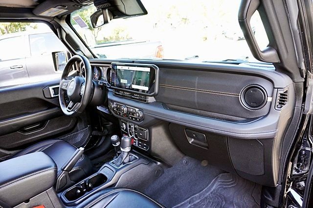 Certified 2024 Jeep Wrangler Unlimited Rubicon 392 image 17