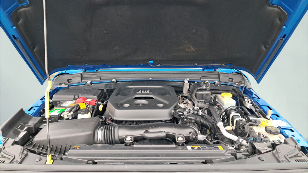Used 2022 Jeep Wrangler Sport AWD/4WD image 25