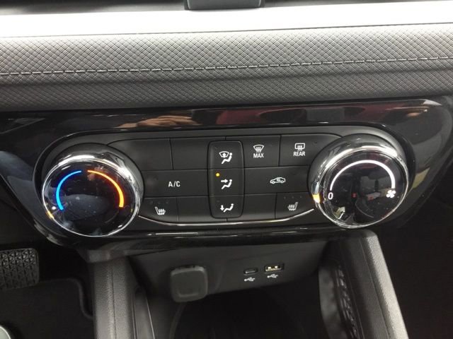 New 2025 Chevrolet TrailBlazer LT w/ LT Cold Weather Package image 18