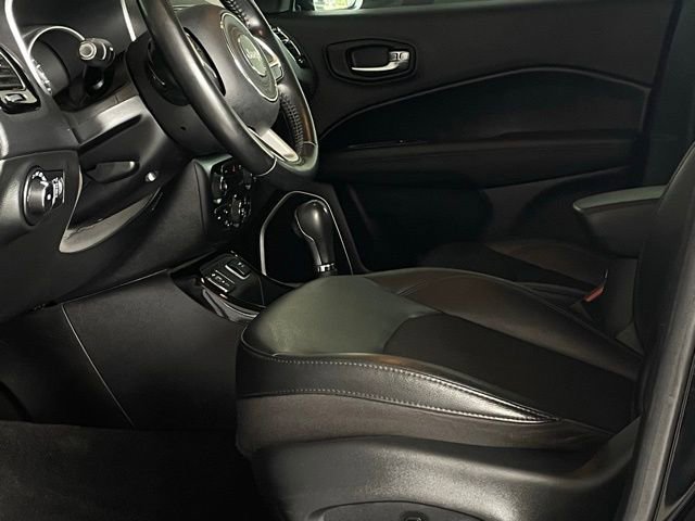 Used 2020 Jeep Compass Latitude FWD image 15