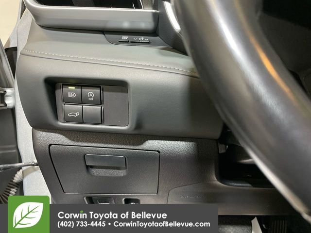 Used 2023 Toyota Highlander XLE image 20