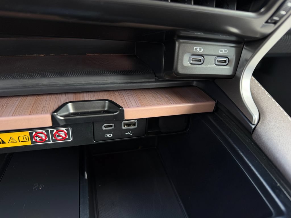 Certified 2025 Lexus RX 450h AWD w/ Convenience Package image 23