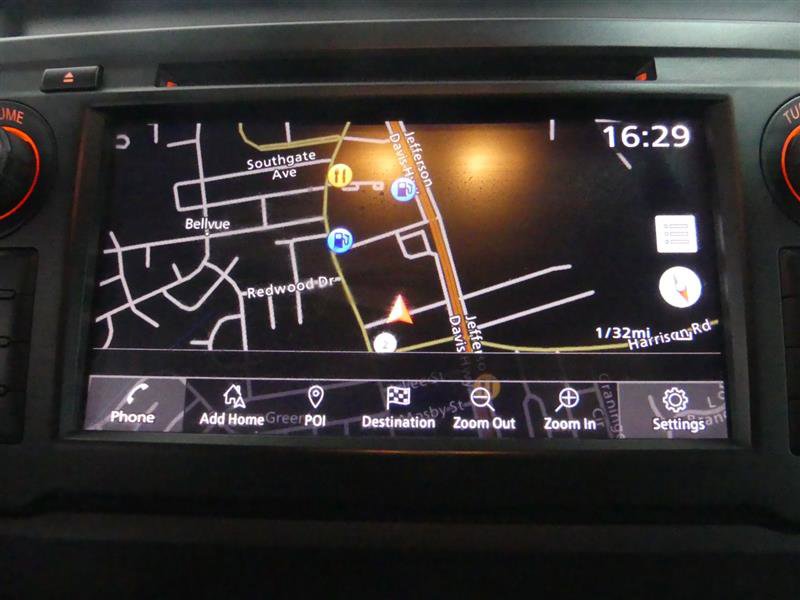 Used 2019 Nissan Titan PRO-4X image 40