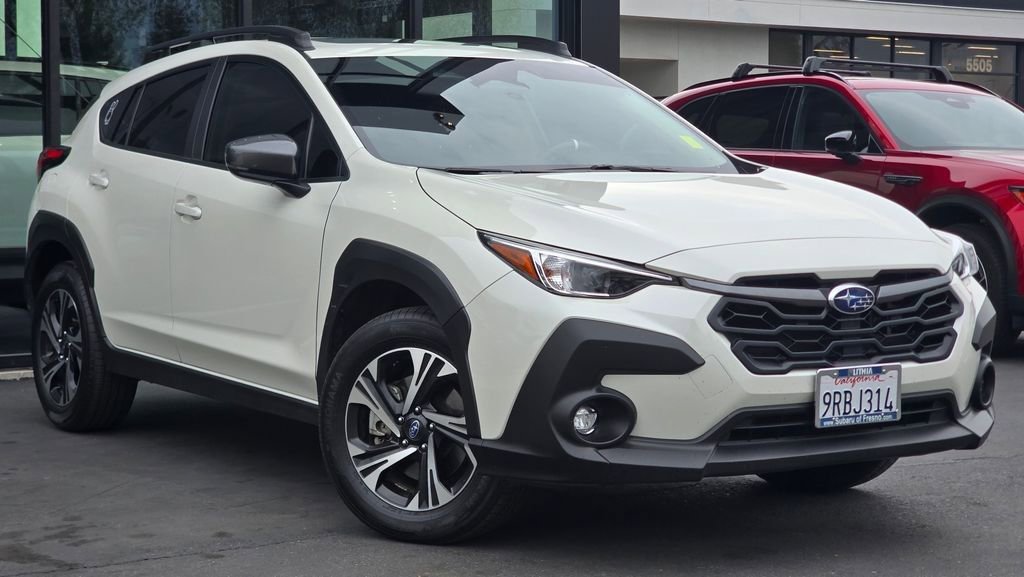 Used 2024 Subaru Crosstrek 2.0i Premium image 2