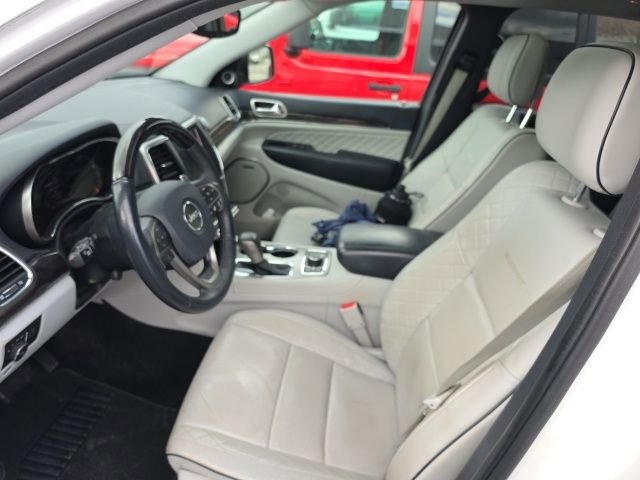 Used 2017 Jeep Grand Cherokee Summit AWD/4WD image 5