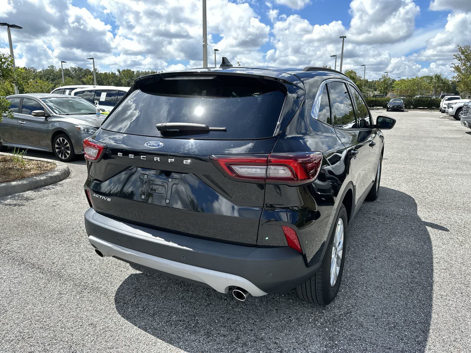 Used 2023 Ford Escape Active w/ Tech Pack #1 FWD image 8