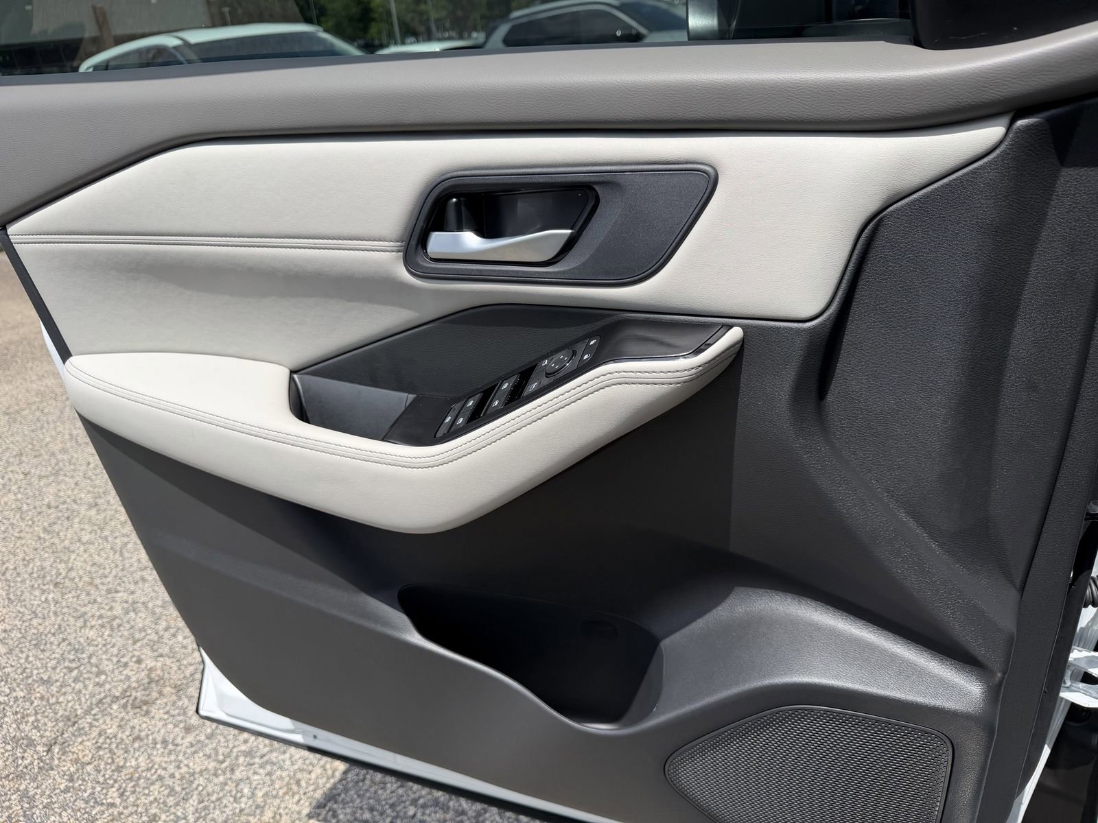 New 2026 Nissan Rogue Dark Armor FWD image 19