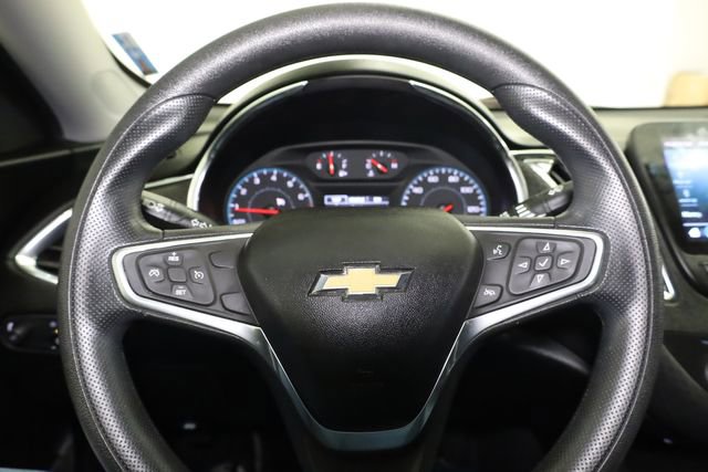 Used 2019 Chevrolet Malibu LT image 16
