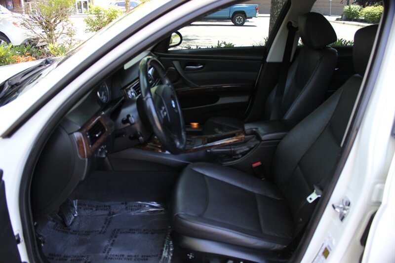 Used 2007 BMW 328i Sedan RWD image 10