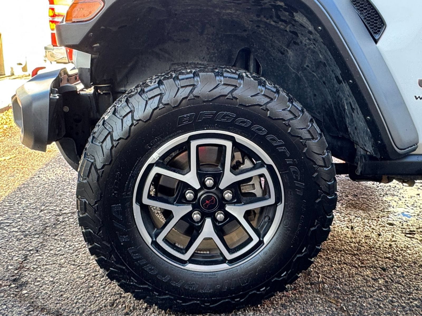 Used 2025 Jeep Wrangler Unlimited Rubicon AWD/4WD image 28