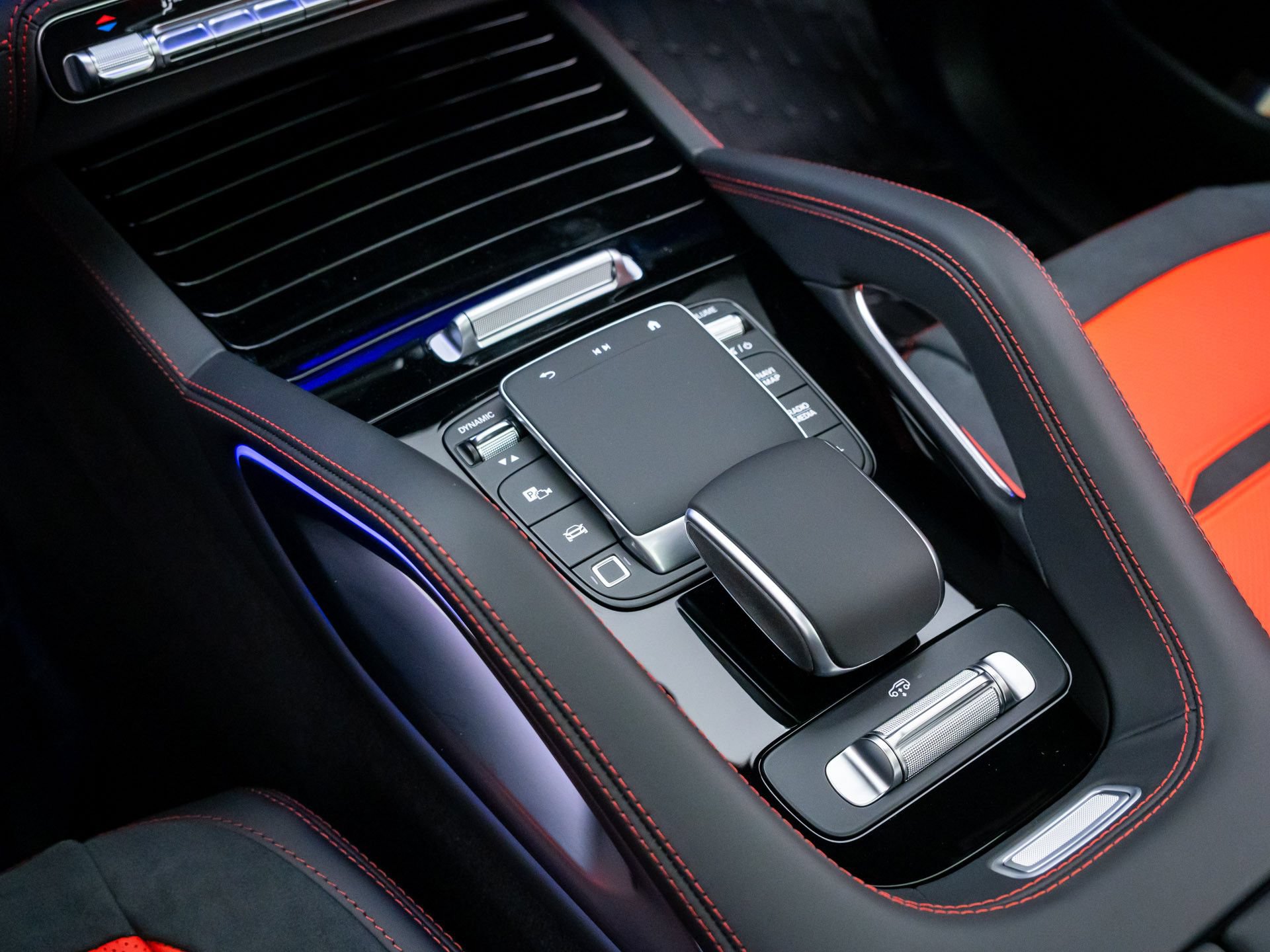 New 2026 Mercedes-Benz GLE 53 AMG 4MATIC image 12