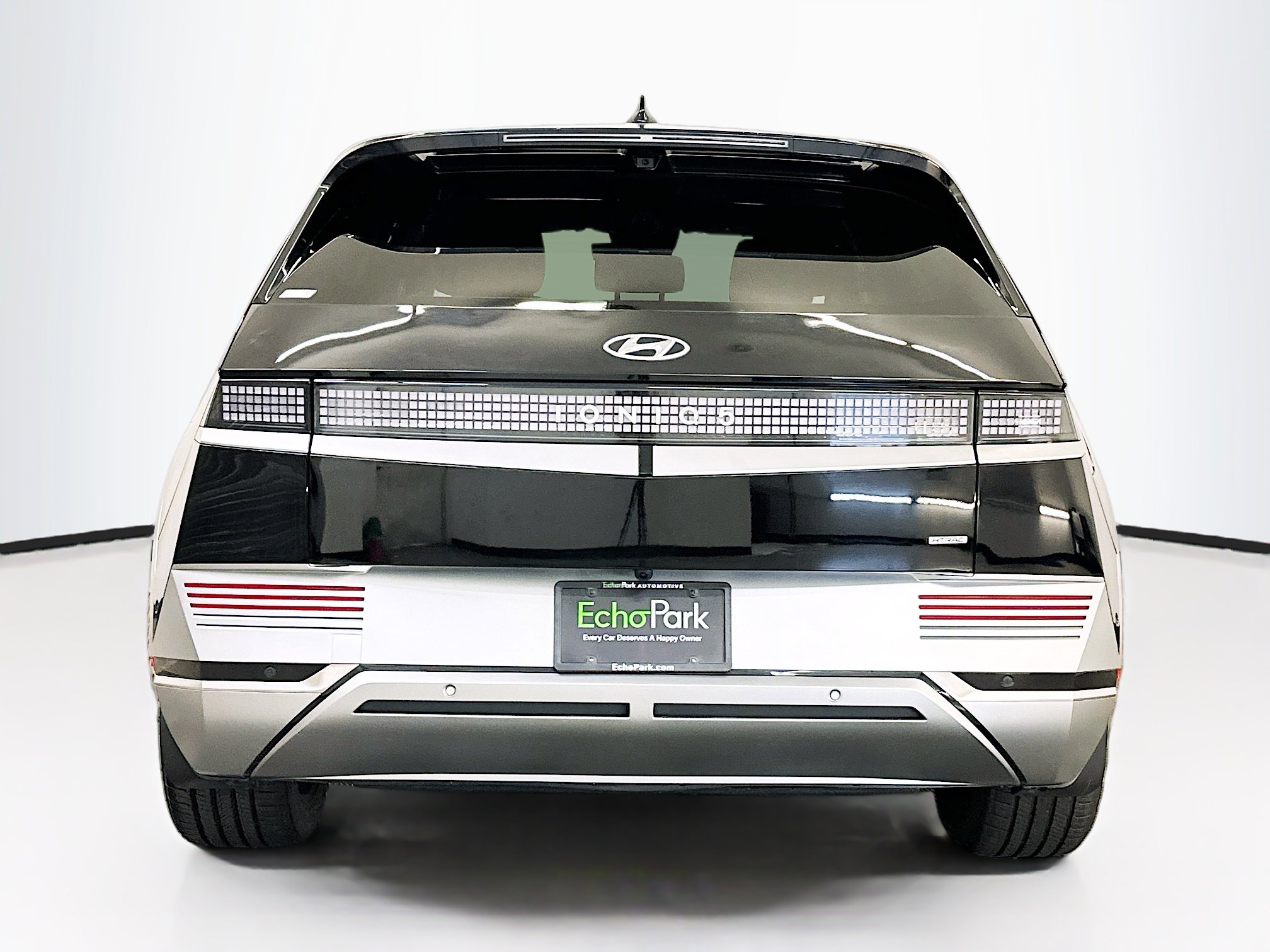 Used 2024 Hyundai Ioniq 5 Limited AWD/4WD image 7