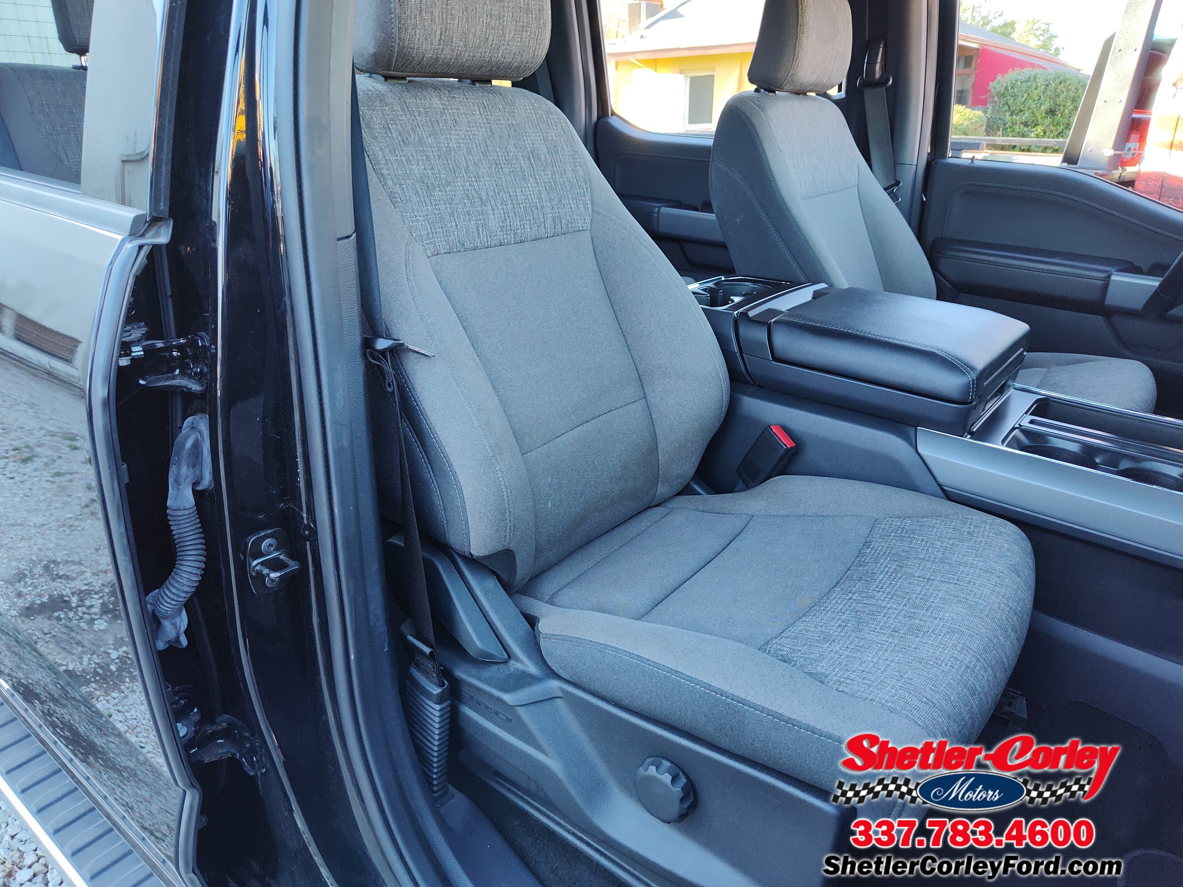 Used 2024 Ford F150 XLT w/ Mobile Office Package image 21