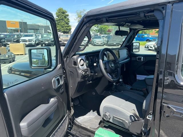 New 2026 Jeep Gladiator Sport AWD/4WD image 14