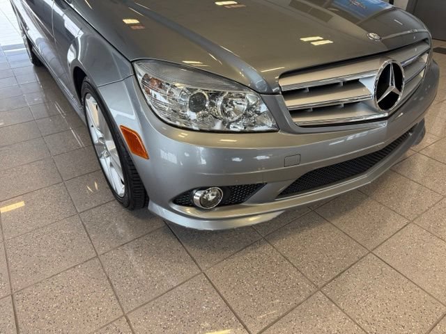 Used 2010 Mercedes-Benz C 300 Sedan image 9