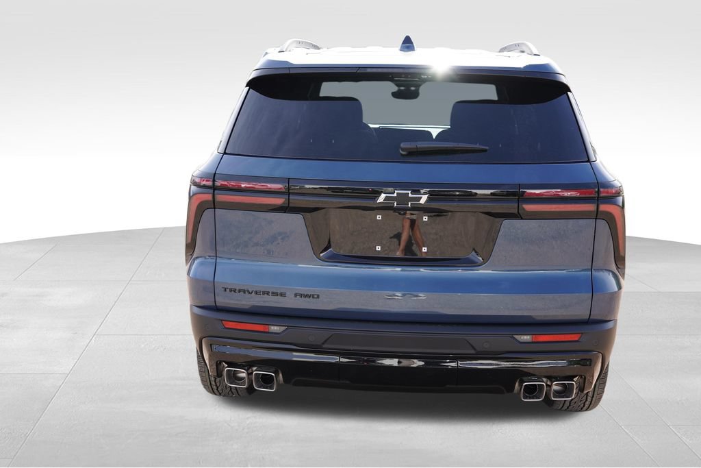 New 2026 Chevrolet Traverse LT w/ Midnight/Sport Edition AWD/4WD image 4