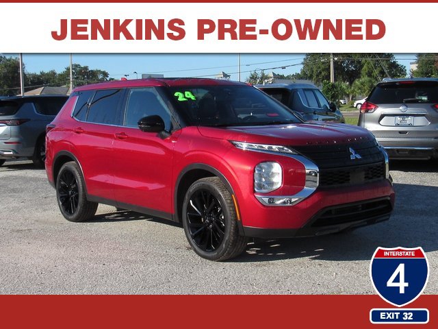 Used 2024 Mitsubishi Outlander SE Black Edition