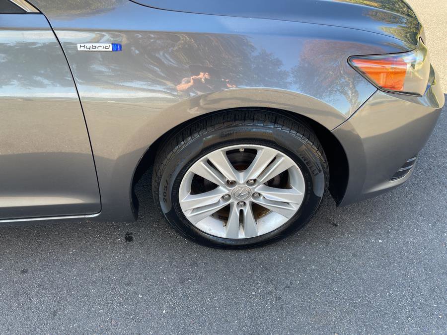 Used 2013 Acura ILX Hybrid w/ Technology Package FWD image 22