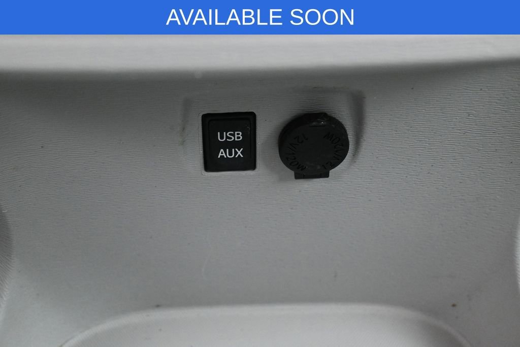 Used 2014 Toyota Sienna LE FWD image 23