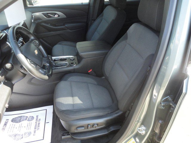 Used 2023 Chevrolet Traverse LT AWD/4WD image 4