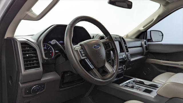 Used 2019 Ford Expedition Max XLT w/ Equipment Group 201A RWD image 23