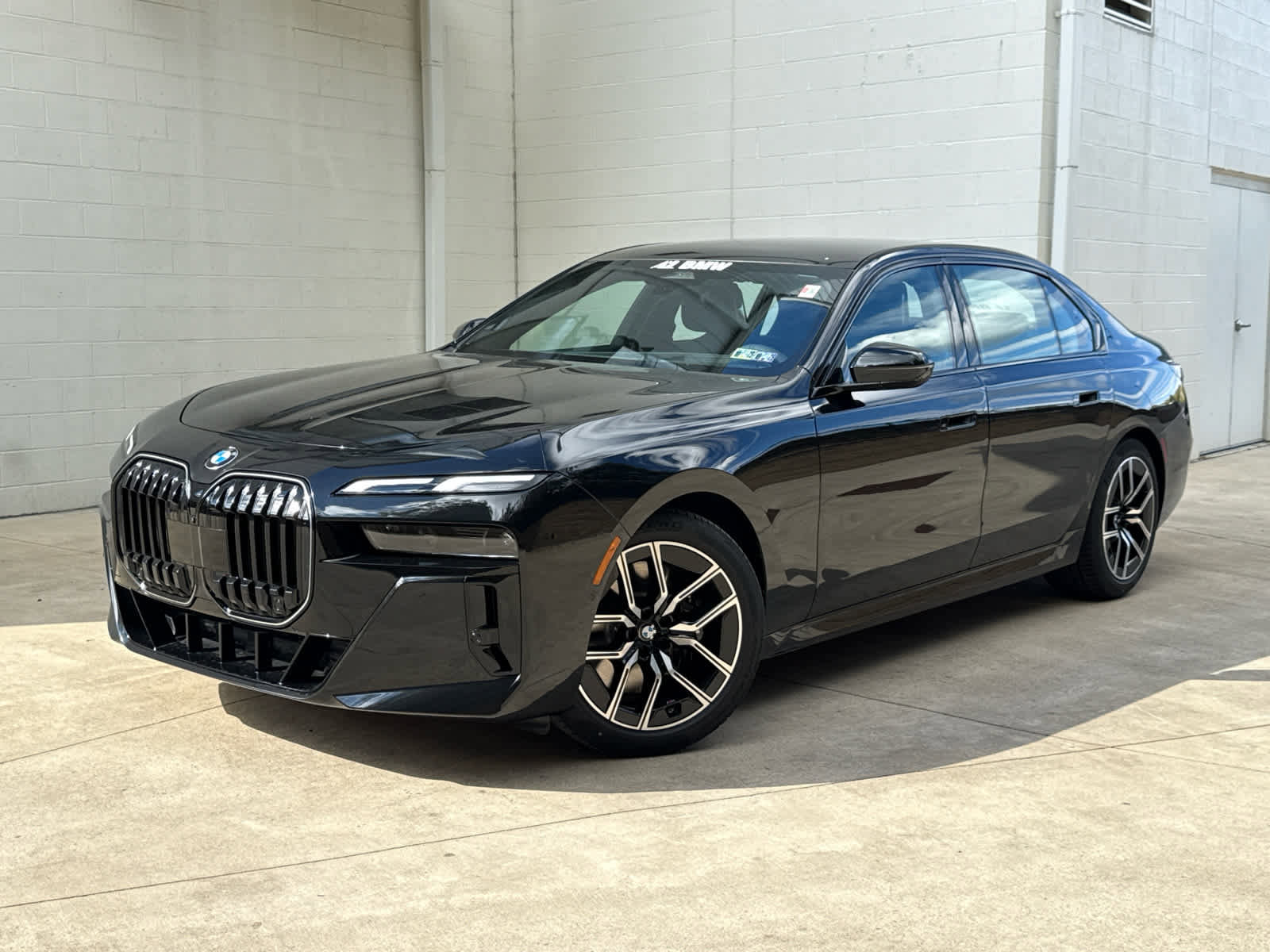 New 2026 BMW 740i xDrive w/ Premium Package image 1