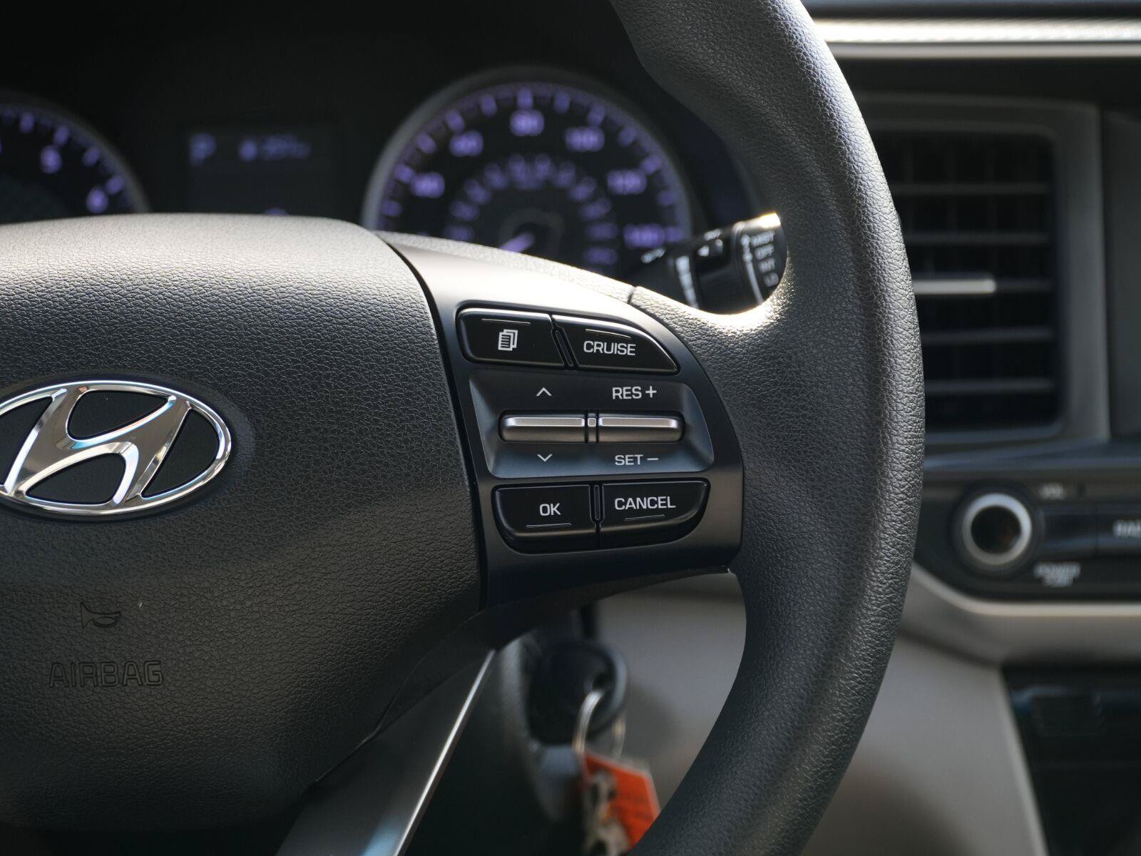 Used 2020 Hyundai Elantra SEL FWD image 22