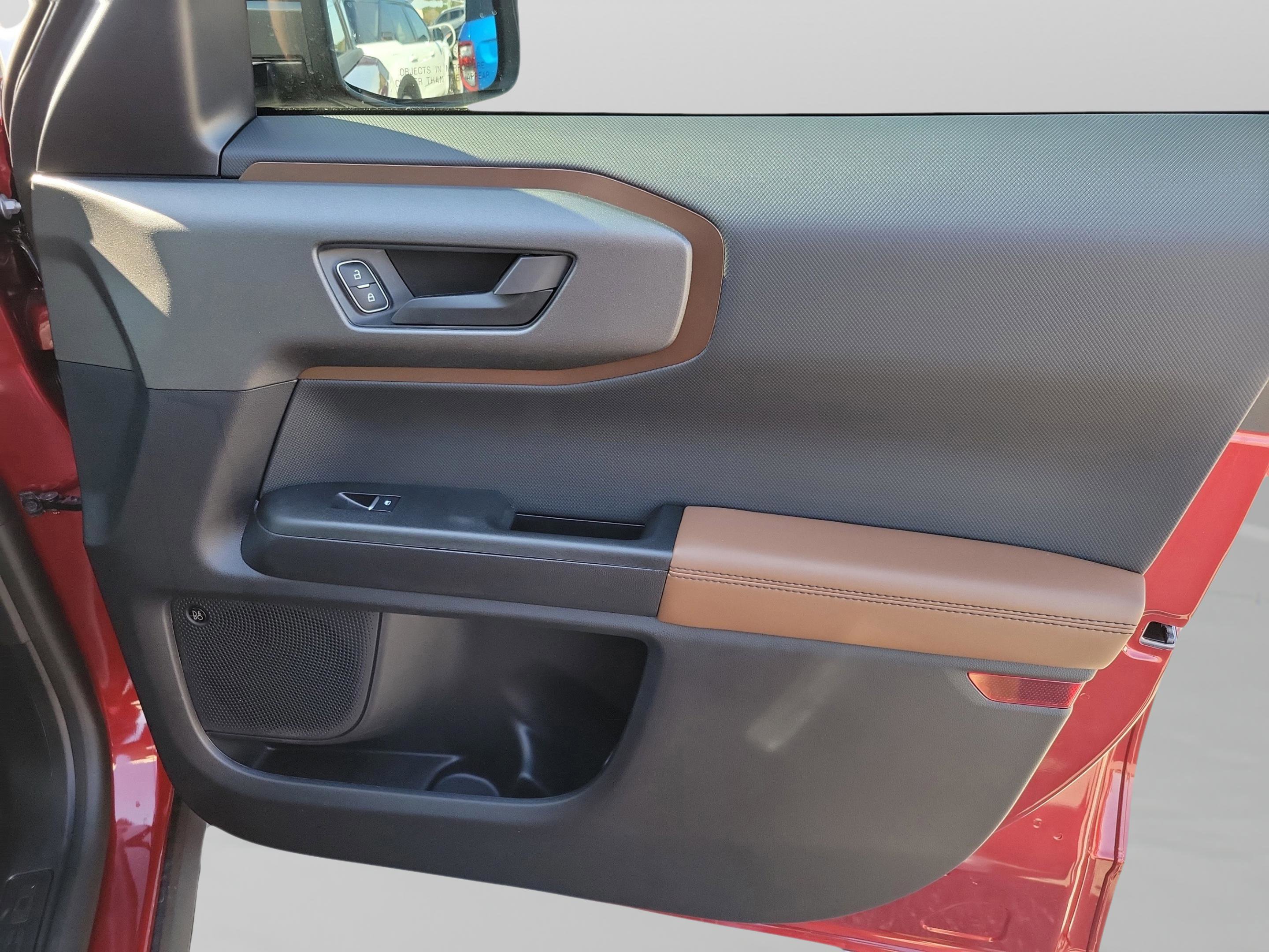 New 2025 Ford Bronco Sport Outer Banks w/ Sasquatch Outer Banks Package AWD/4WD image 31