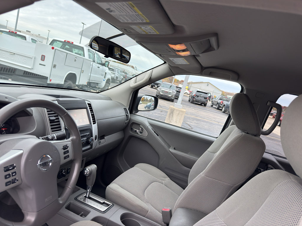 Used 2019 Nissan Frontier SV image 26