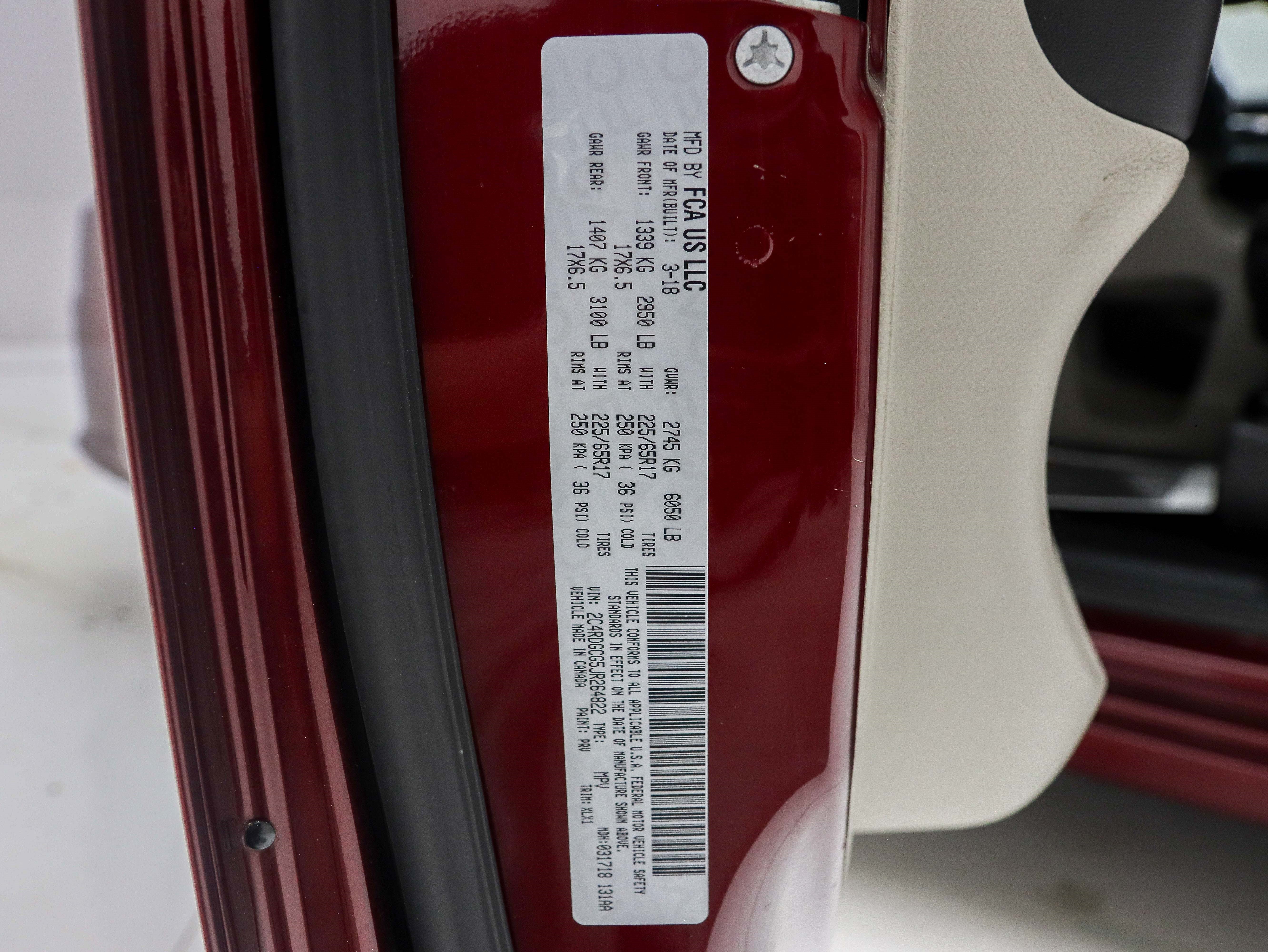 Used 2018 Dodge Grand Caravan SXT FWD image 36