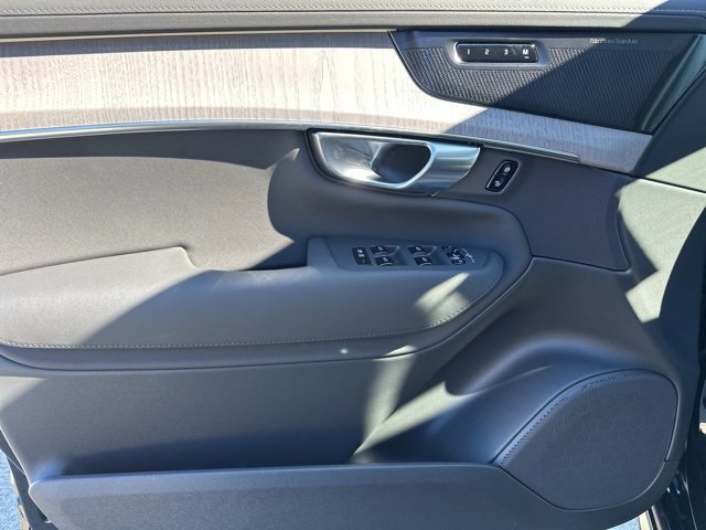 New 2026 Volvo XC90 B6 Ultra image 12