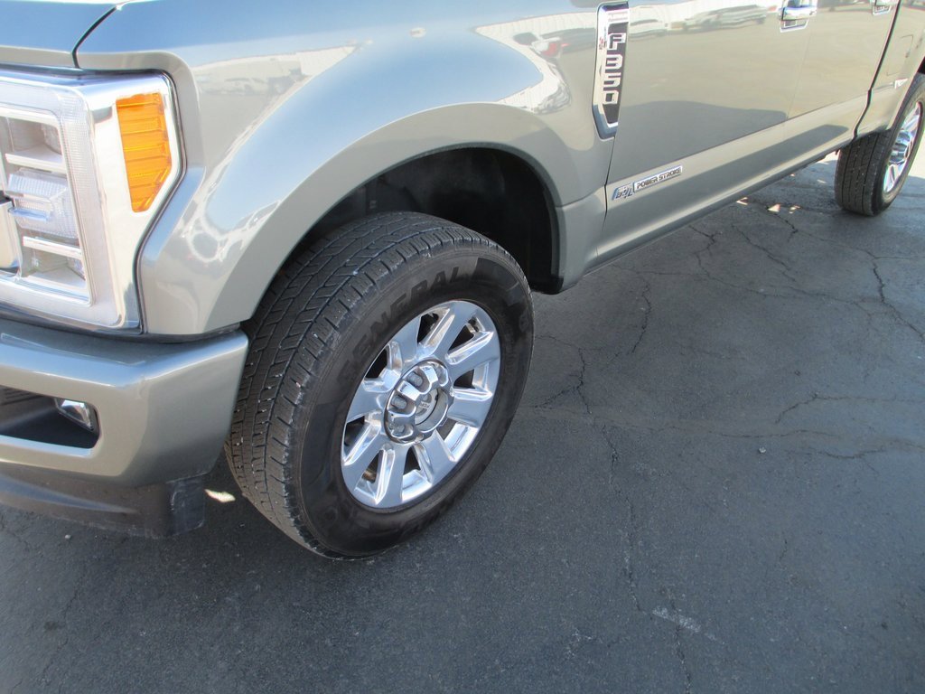 Used 2019 Ford F350 Platinum w/ Platinum Ultimate Package image 13