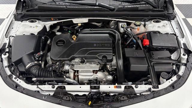 Used 2021 Chevrolet Malibu LT image 8