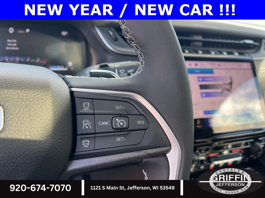 Used 2024 Jeep Grand Cherokee L Limited image 21