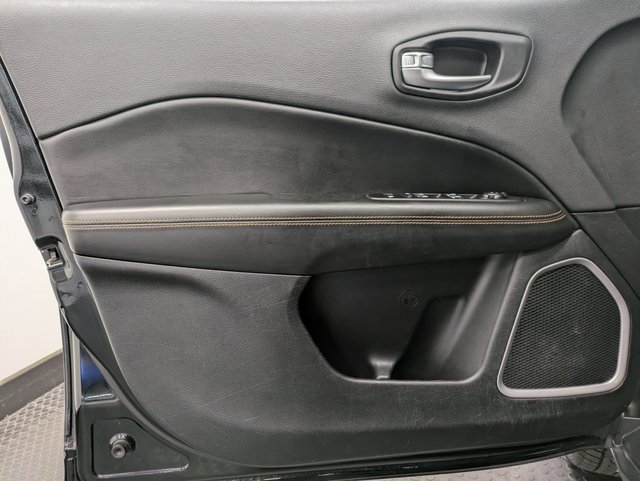 Used 2018 Jeep Compass Limited w/ Navigation Group image 8