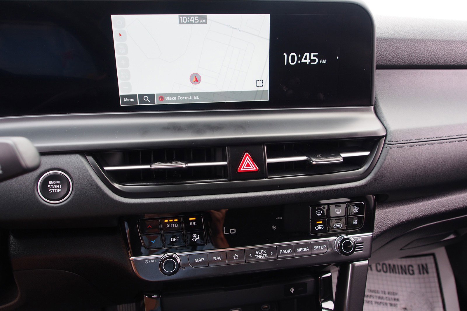 Used 2025 Kia Seltos SX w/ SX Sunroof Package image 25