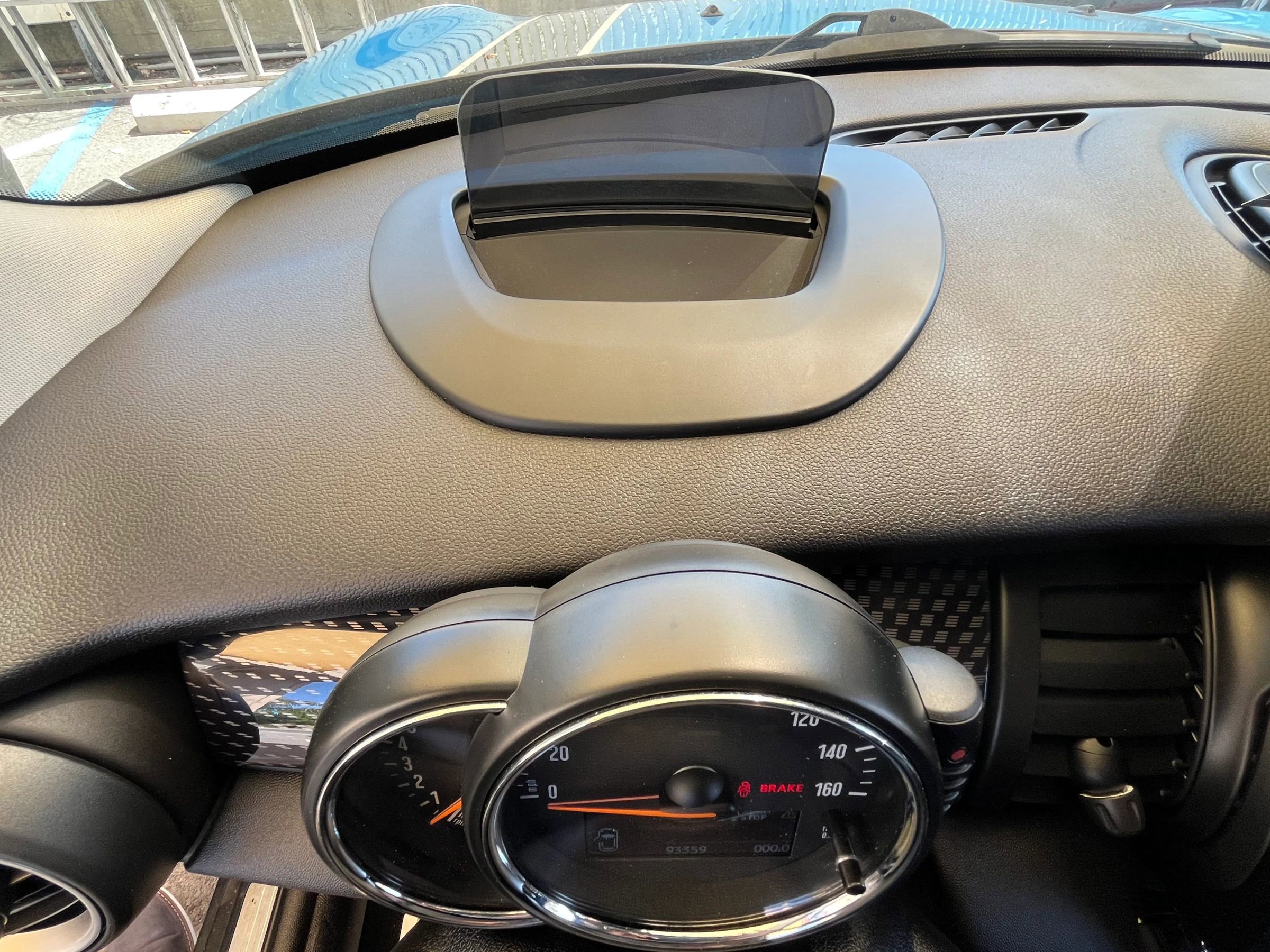 Used 2015 MINI Cooper S w/ Mini Wired Pack image 23