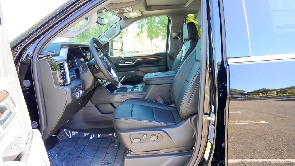 New 2026 GMC Sierra 2500 Denali w/ Denali Reserve Package AWD/4WD image 16