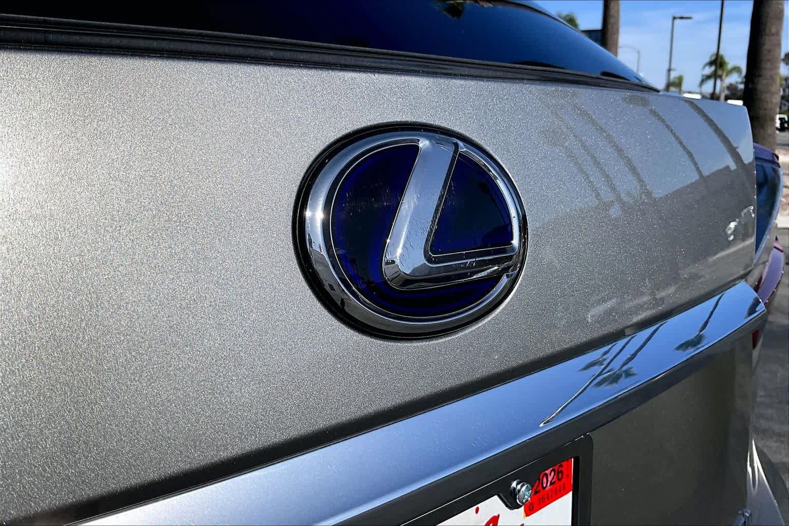 Used 2019 Lexus RX 450h AWD w/ Navigation Package image 29