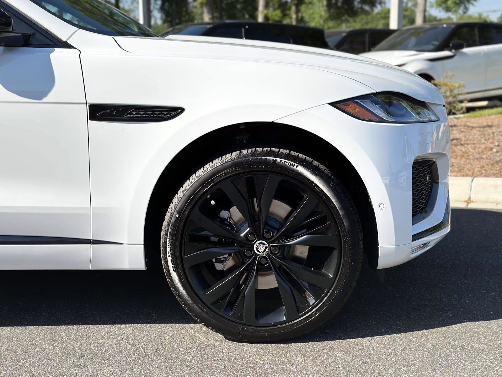 New 2026 Jaguar F-PACE R-Dynamic S image 6