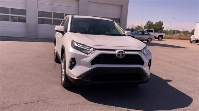 Used 2025 Toyota RAV4 XLE Premium image 4