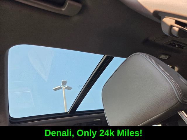 Used 2024 GMC Yukon Denali image 21